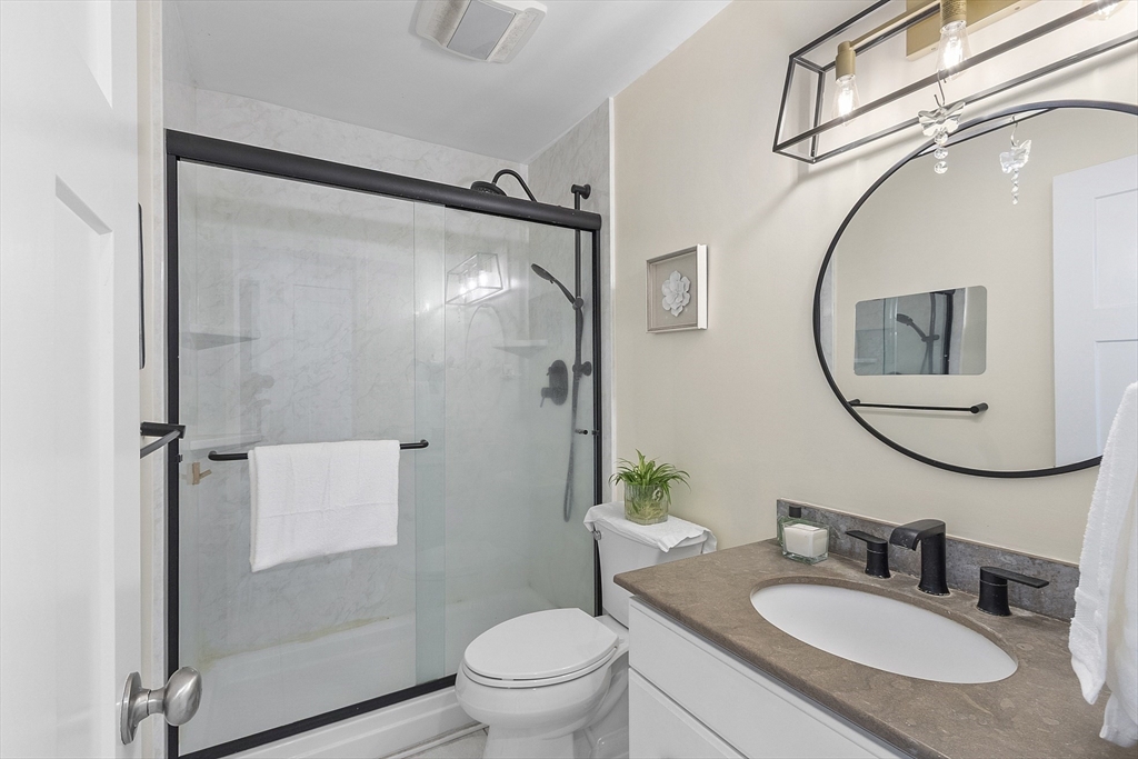 16 Concord Greene, Unit 5 Concord, MA 01742 - Photo 18 of 38