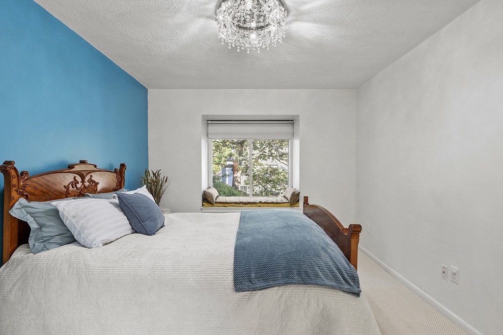 16 Concord Greene, Unit 5 Concord, MA 01742 - Photo 22 of 38