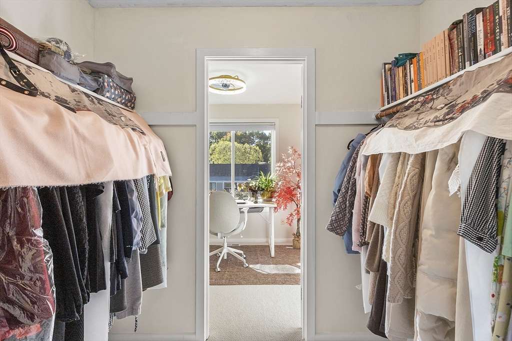 16 Concord Greene, Unit 5 Concord, MA 01742 - Photo 25 of 38