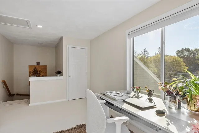 $790,000 | 16 Concord Greene, Unit 5, Concord, MA 01742