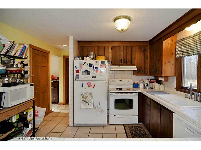 399 Stone Barn Road Burrillville, RI 02859 - Photo 8 of 24 Kitchen.