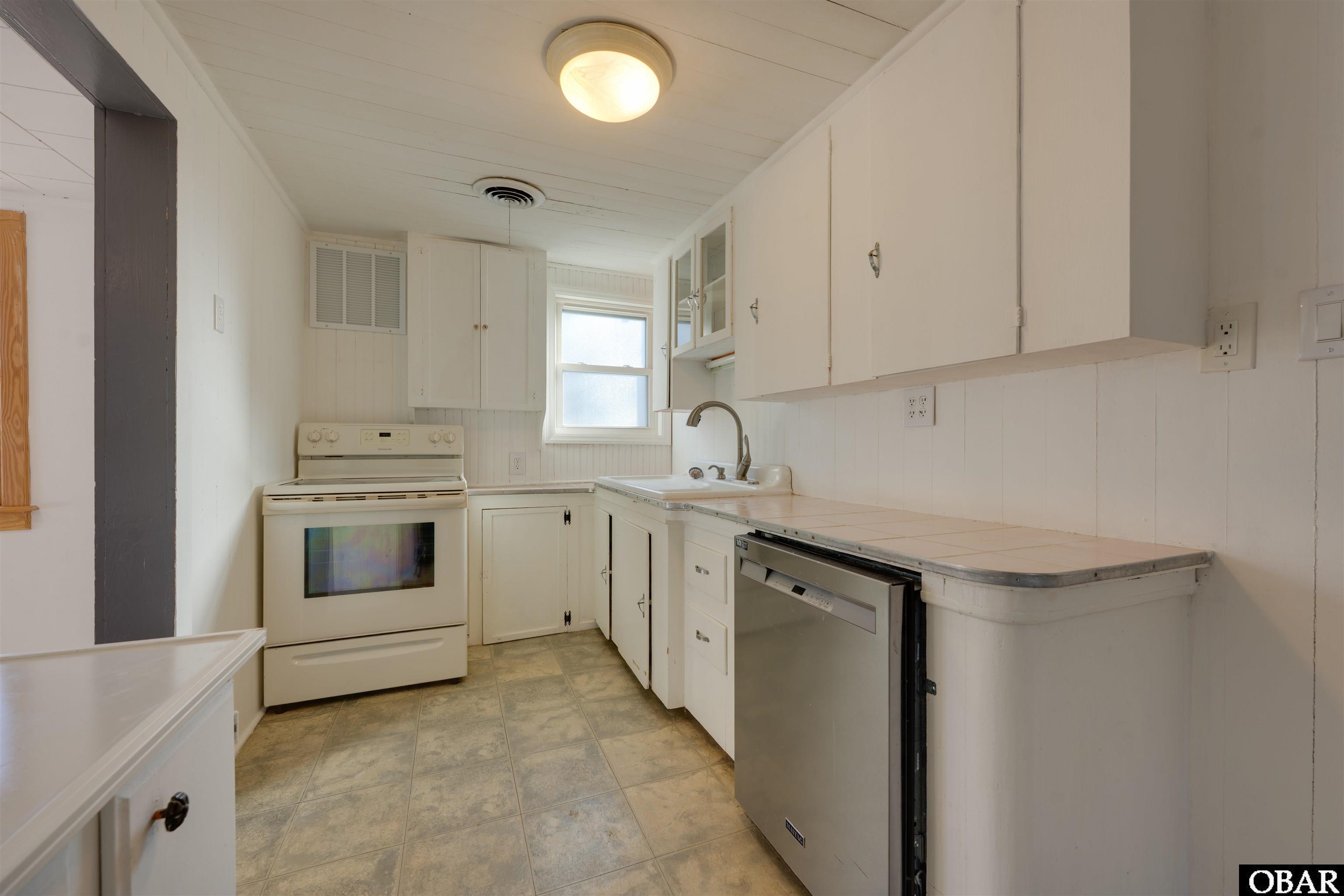 3932 Poor Ridge Road Kitty Hawk, NC 27949 - Photo 10 of 47