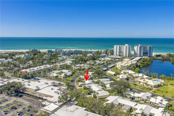 $649,999 | 111 Whispering Sands Circle, Unit V38, Sarasota, FL 34242