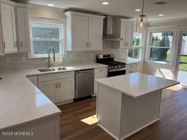 $440,000 | 208 Bonaire Drive, Toms River, NJ 08757