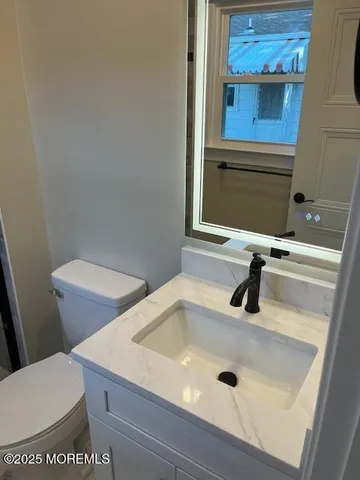 $440,000 | 208 Bonaire Drive, Toms River, NJ 08757