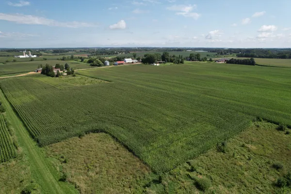 $1,050,000 | 50 County Road 50, Cologne, MN 55322