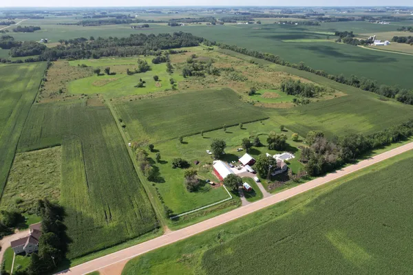 $1,050,000 | 50 County Road 50, Cologne, MN 55322