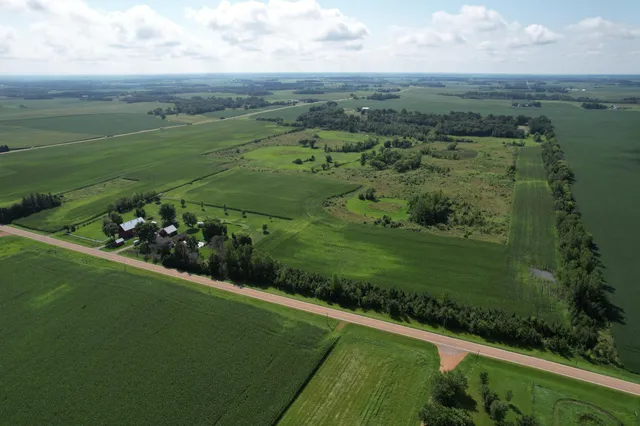$1,050,000 | 50 County Road 50, Cologne, MN 55322