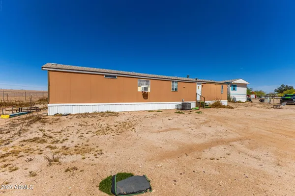 $250,000 | 20917 West Black Butte Road, Wittmann, AZ 85361