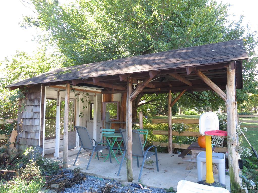 4689 Lanark Road Center Valley, PA 18034 - Photo 23 of 25 Gallery Image 23