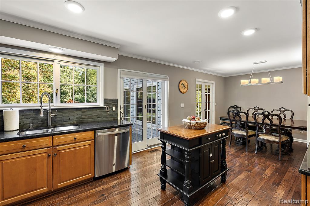 1298 West Fairview Lane Rochester Hills, MI 48306 - Photo 32 of 68