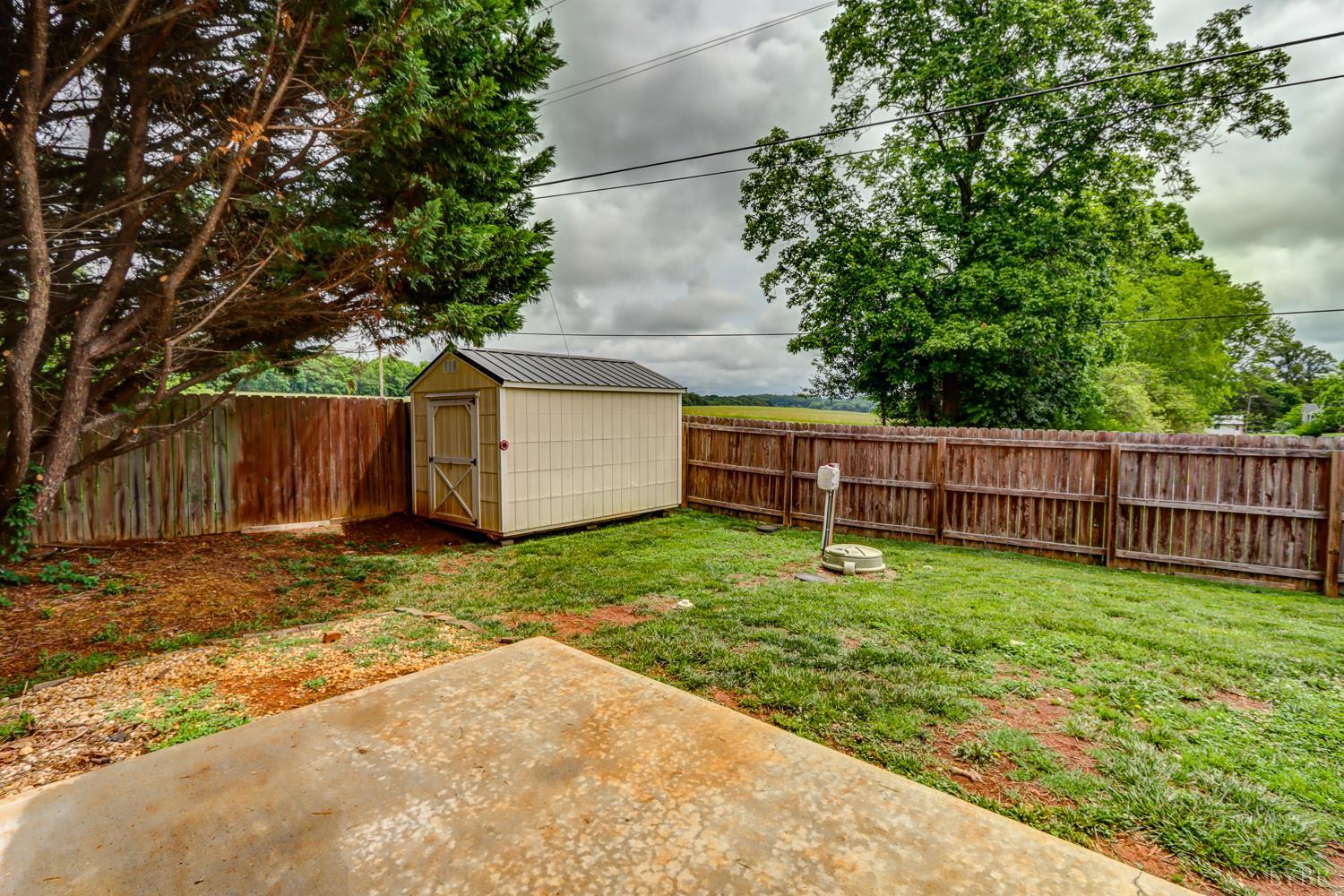 1057 Old Trail Road Forest, VA 24551 - Photo 44 of 49 a backyard of a house