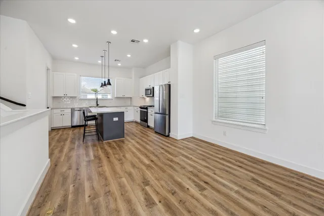 $3,200 | 4854 Brinkman Street, Houston, TX 77018