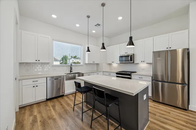 $3,200 | 4854 Brinkman Street, Houston, TX 77018