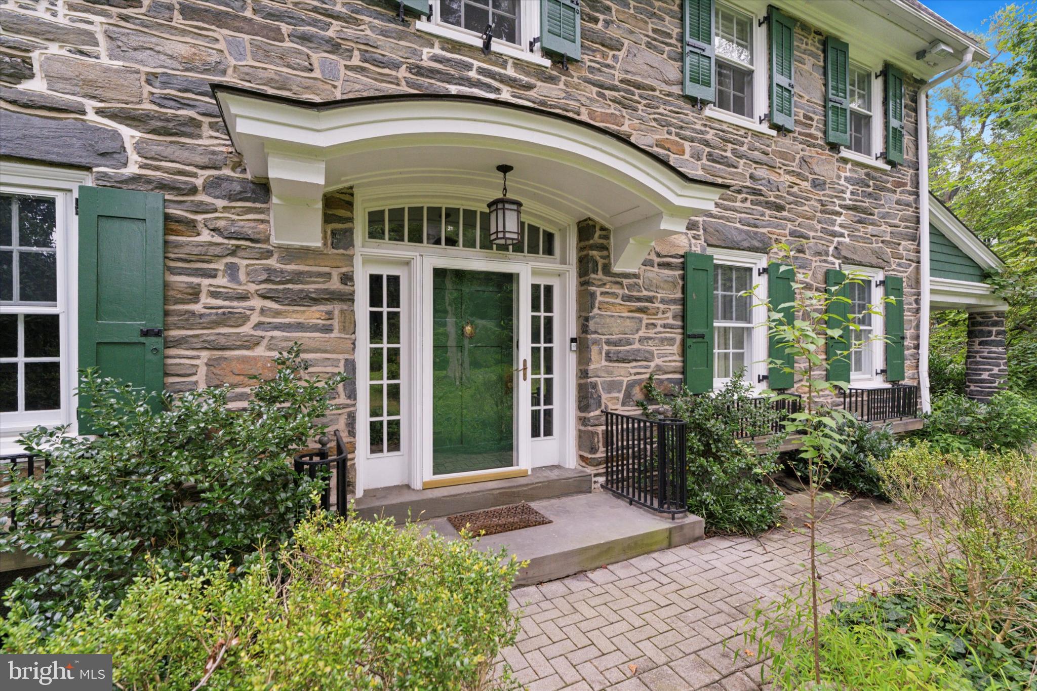 217 Glenn Road Ardmore, PA 19003 - Photo 7 of 65