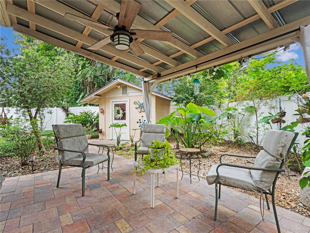 1632 Pinewood Drive Orlando, FL 32804 - Photo 21 of 28 a patio with an outdoor space