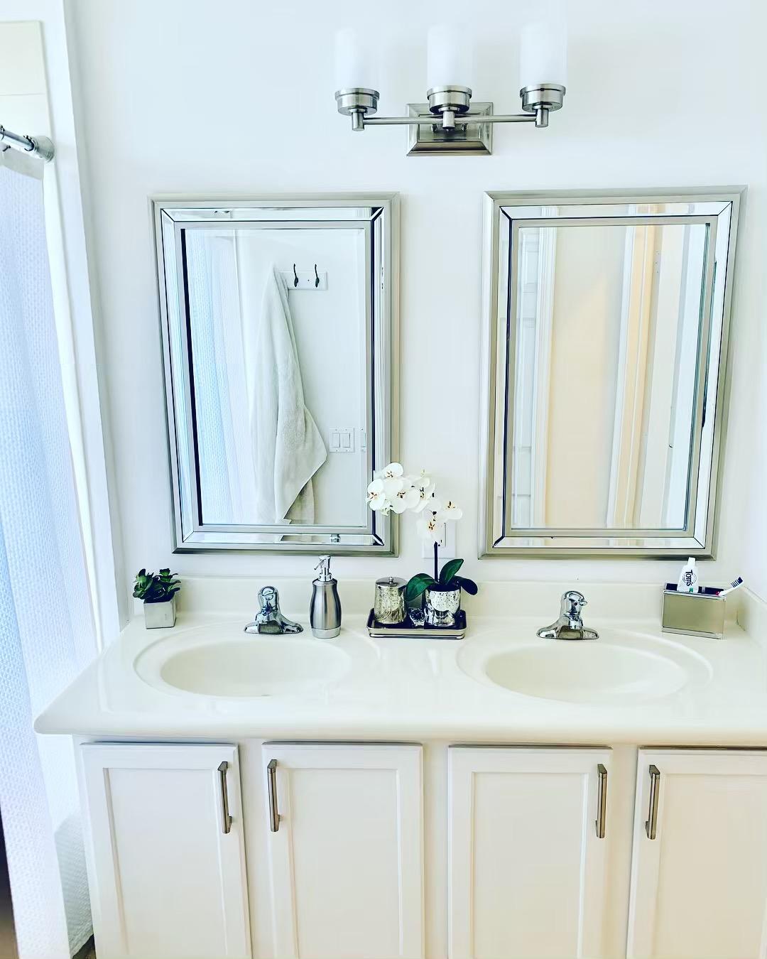 3216 Laurel Ridge Circle Riviera Beach, FL 33404 - Photo 17 of 40 Master bath