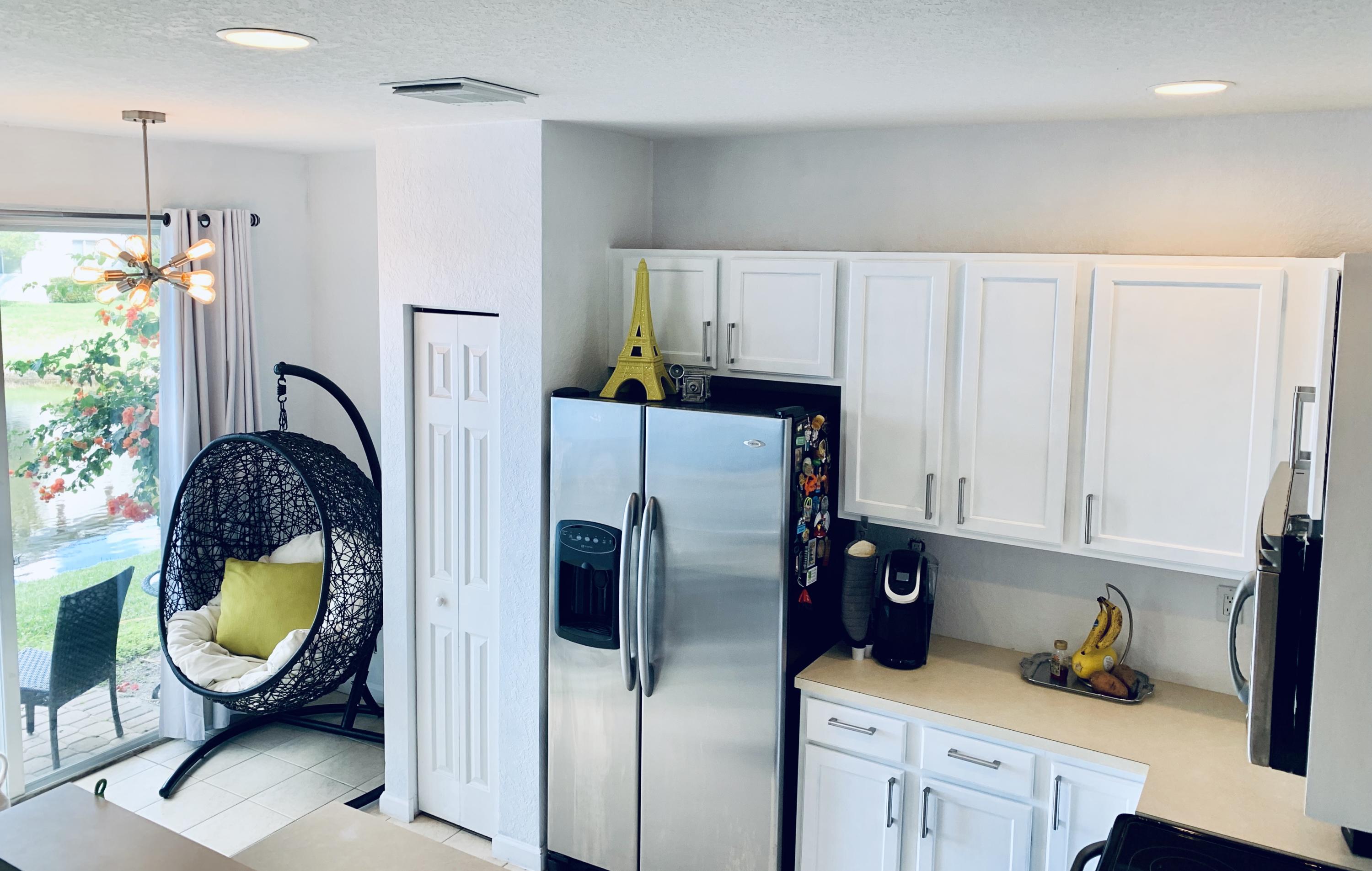 3216 Laurel Ridge Circle Riviera Beach, FL 33404 - Photo 9 of 40 Kitchen