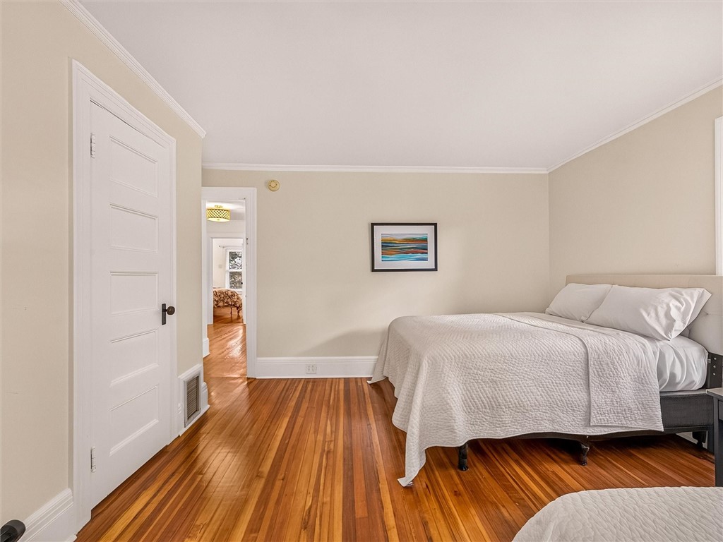 143 Barrington Street Rochester, NY 14607 - Photo 29 of 49 BEDROOM
