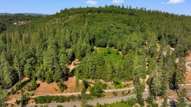 a view of a big yard