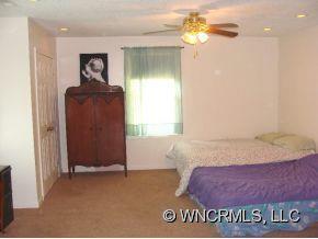 85 Noble Road Fairview, NC 28730 - Photo 6 of 11 Gallery Image 6