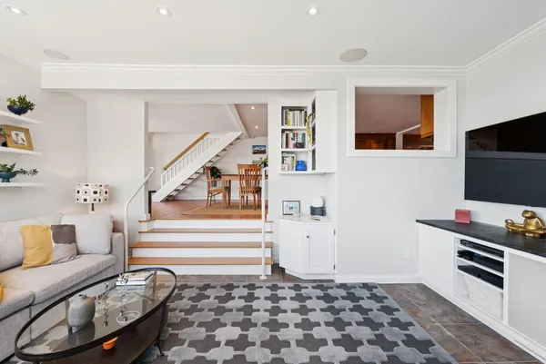 $3,495,000 | 2 Drew Road, South Portland, ME 04106