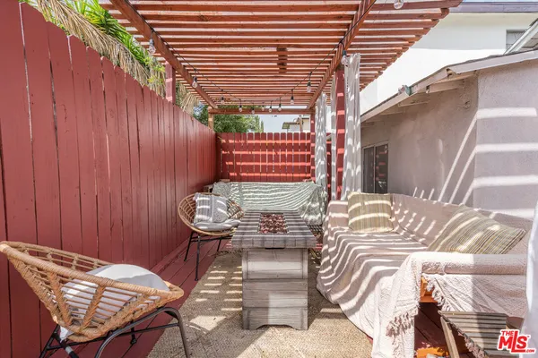 $1,249,000 | 4354 Prospect Avenue, Los Angeles, CA 90027