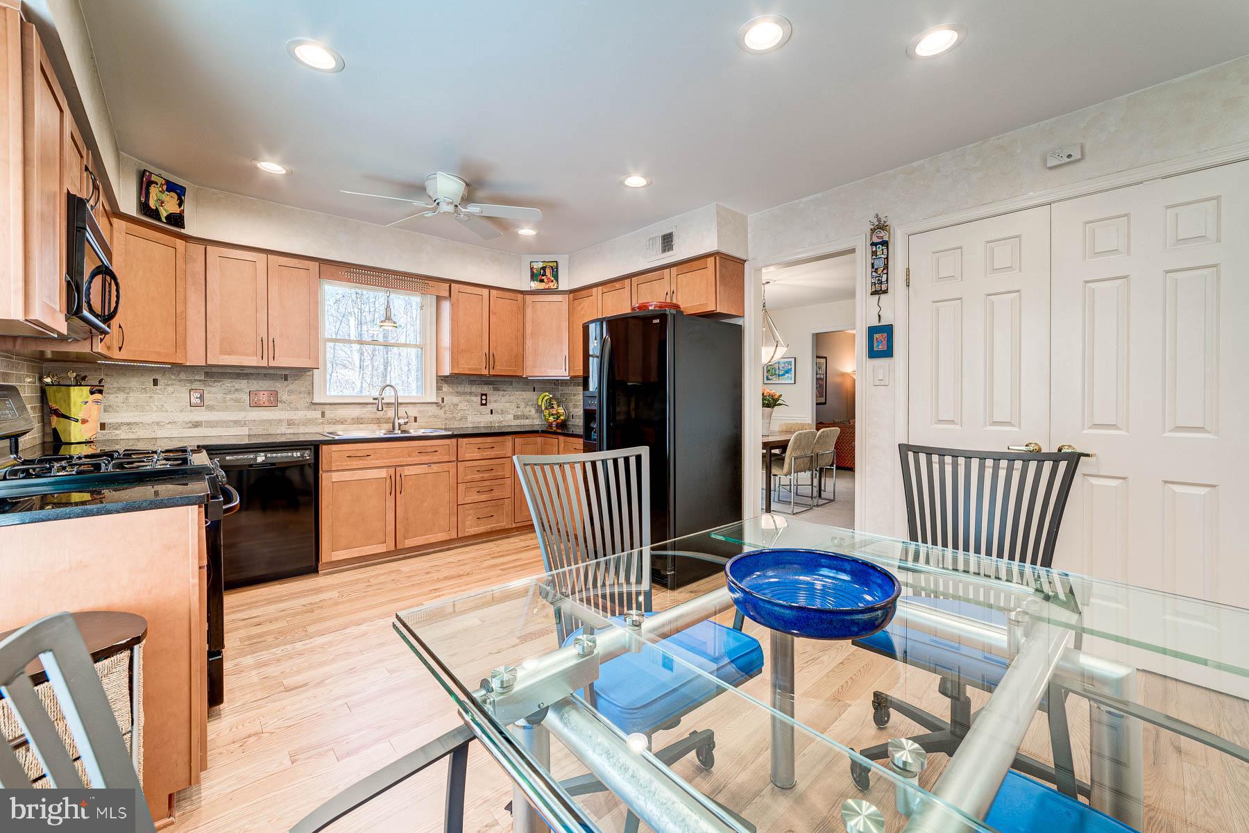 6724 Passageway Place Burke, VA 22015 - Photo 25 of 77