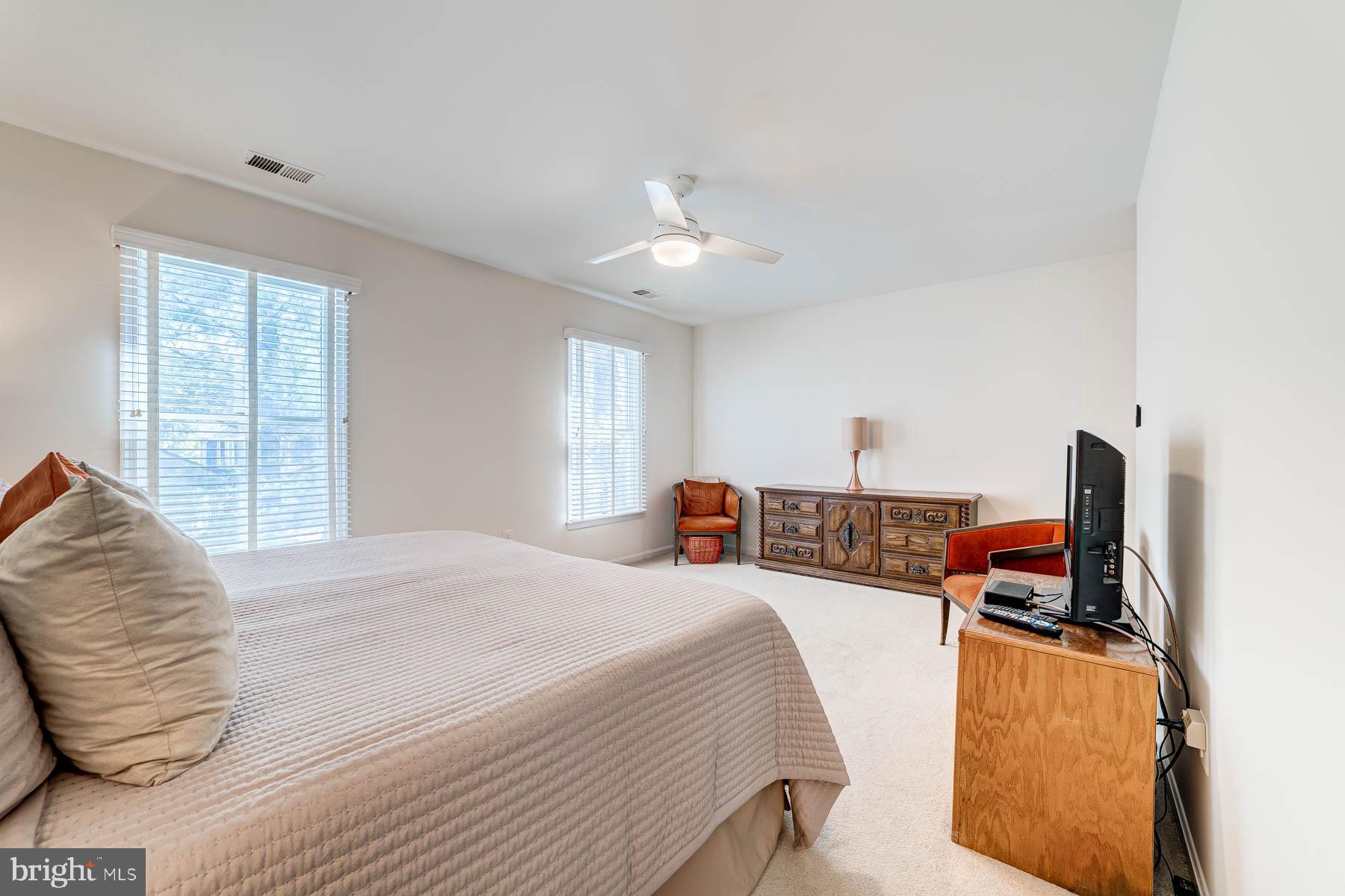 6724 Passageway Place Burke, VA 22015 - Photo 37 of 77