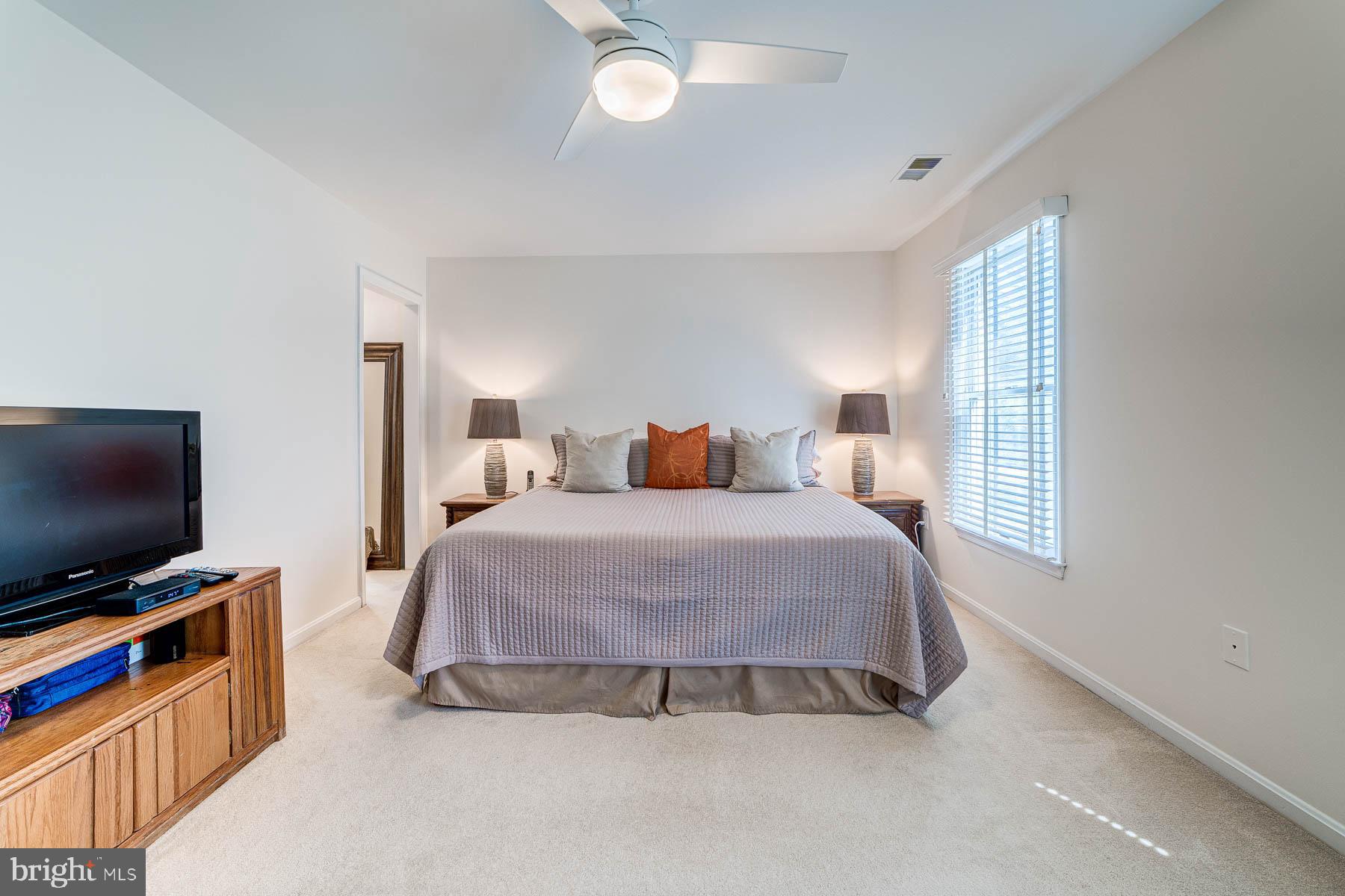 6724 Passageway Place Burke, VA 22015 - Photo 39 of 77