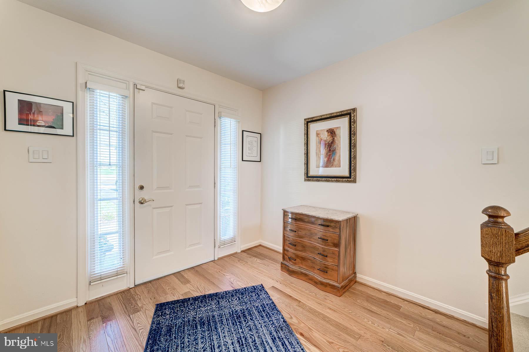 6724 Passageway Place Burke, VA 22015 - Photo 6 of 77