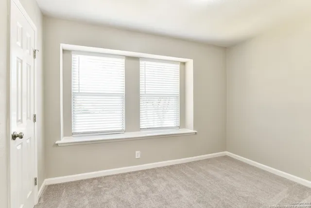 $1,755 | 9550 New World Drive, San Antonio, TX 78239