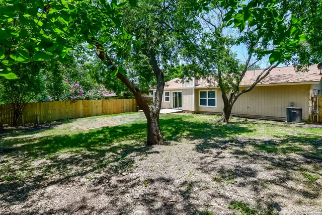 $1,755 | 9550 New World Drive, San Antonio, TX 78239