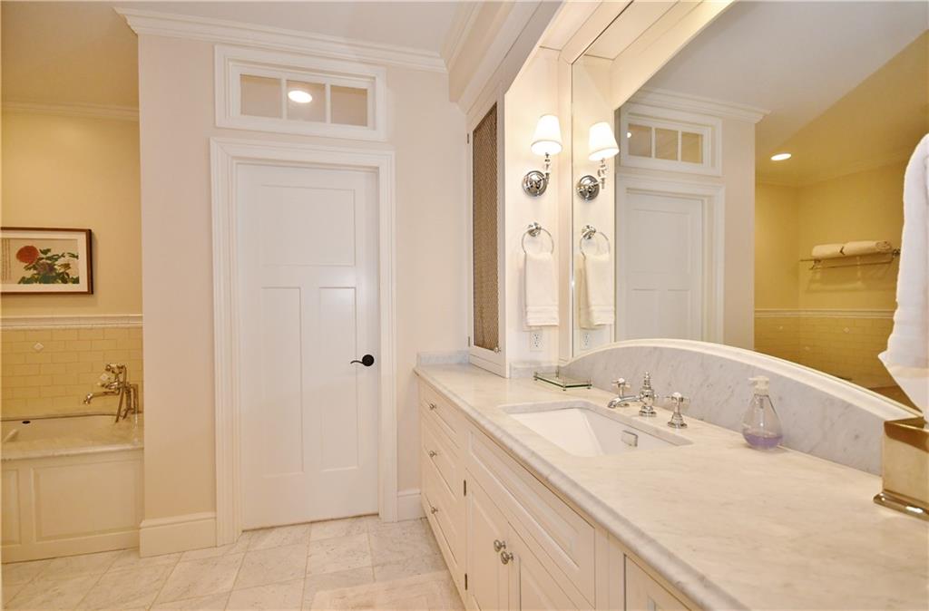 2 Edgewood Road Pittsburgh, PA 15215 - Photo 14 of 25 Gallery Image 14