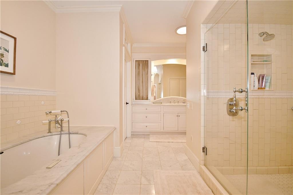 2 Edgewood Road Pittsburgh, PA 15215 - Photo 15 of 25 Gallery Image 15