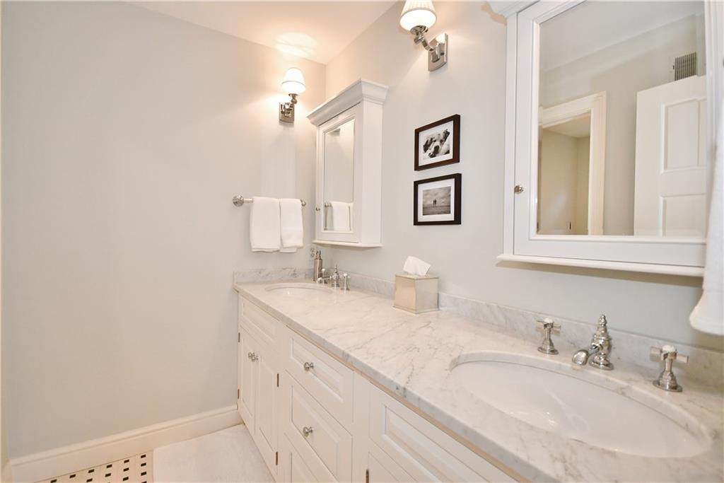 2 Edgewood Road Pittsburgh, PA 15215 - Photo 18 of 25 Gallery Image 18