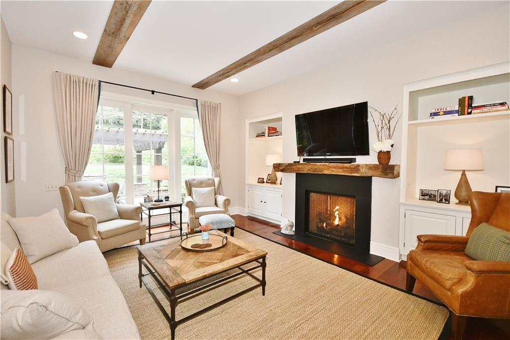 2 Edgewood Road Pittsburgh, PA 15215 - Photo 8 of 25 Gallery Image 8