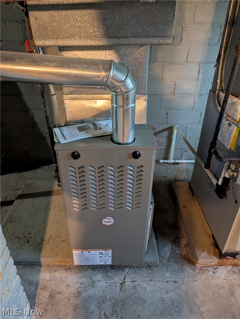 3558 Bosworth Road Cleveland, OH 44111 - Photo 28 of 33 Downstairs unit Furnace