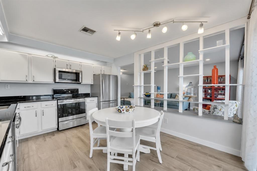 897 Jonathan Way, Unit 897 Altamonte Springs, FL 32701 - Photo 8 of 22