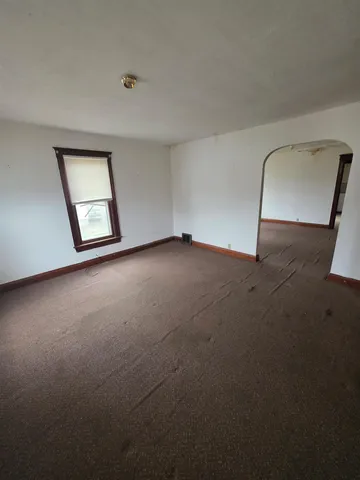 $74,900 | 21 West Dexter Street, Freeport, IL 61032