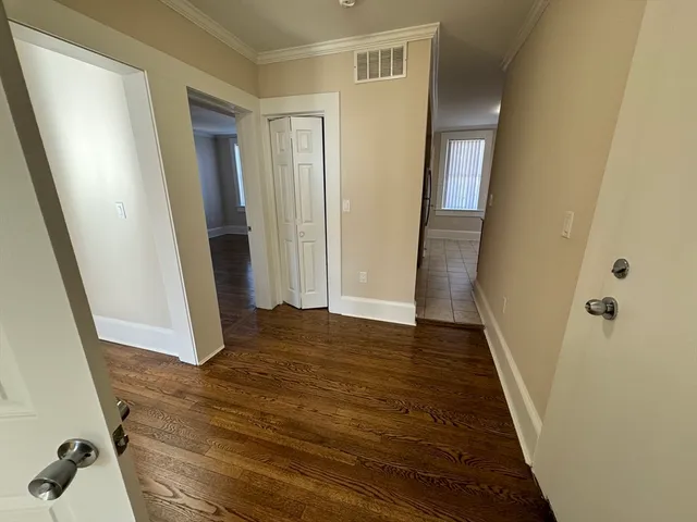 $3,900 | 18 Short Street, Unit 3, Brookline, MA 02446