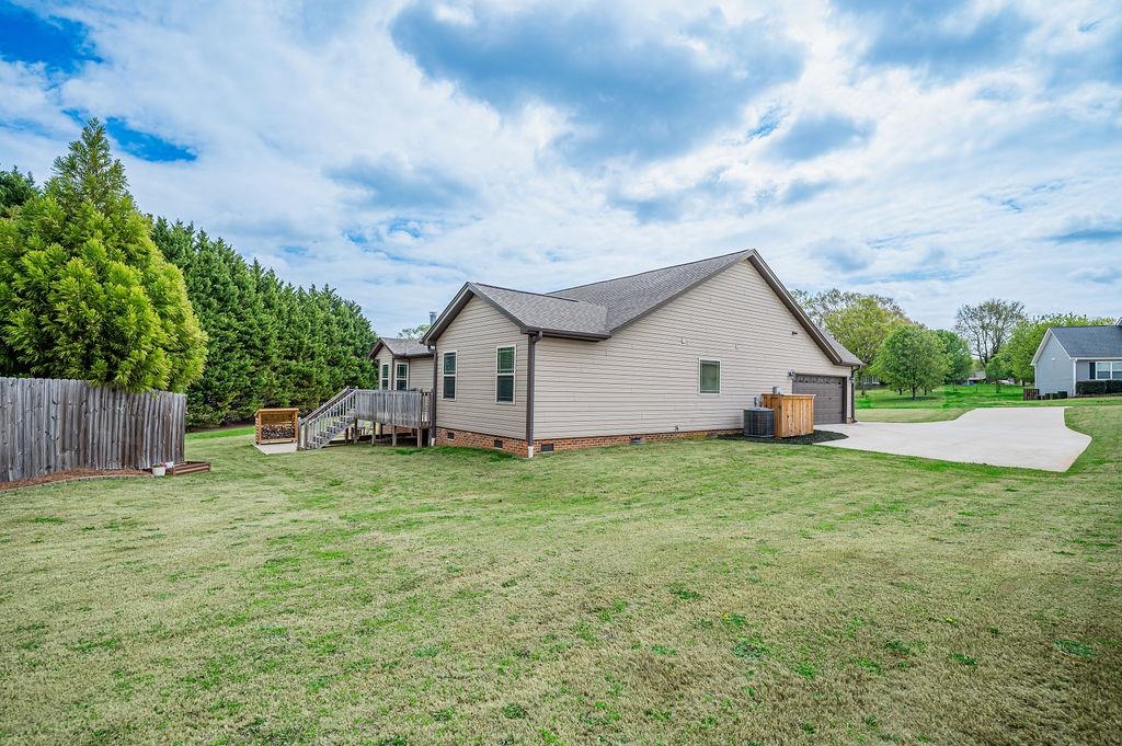 104 Millstone Drive Campobello, SC 29322 - Photo 4 of 48