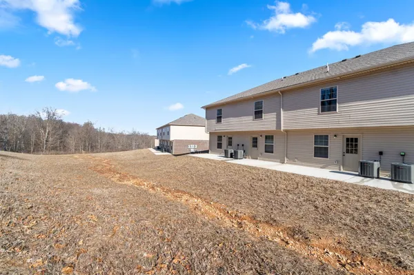 $950 | 1101 Ziva Lane, Unit 5, Clarksville, TN 37040