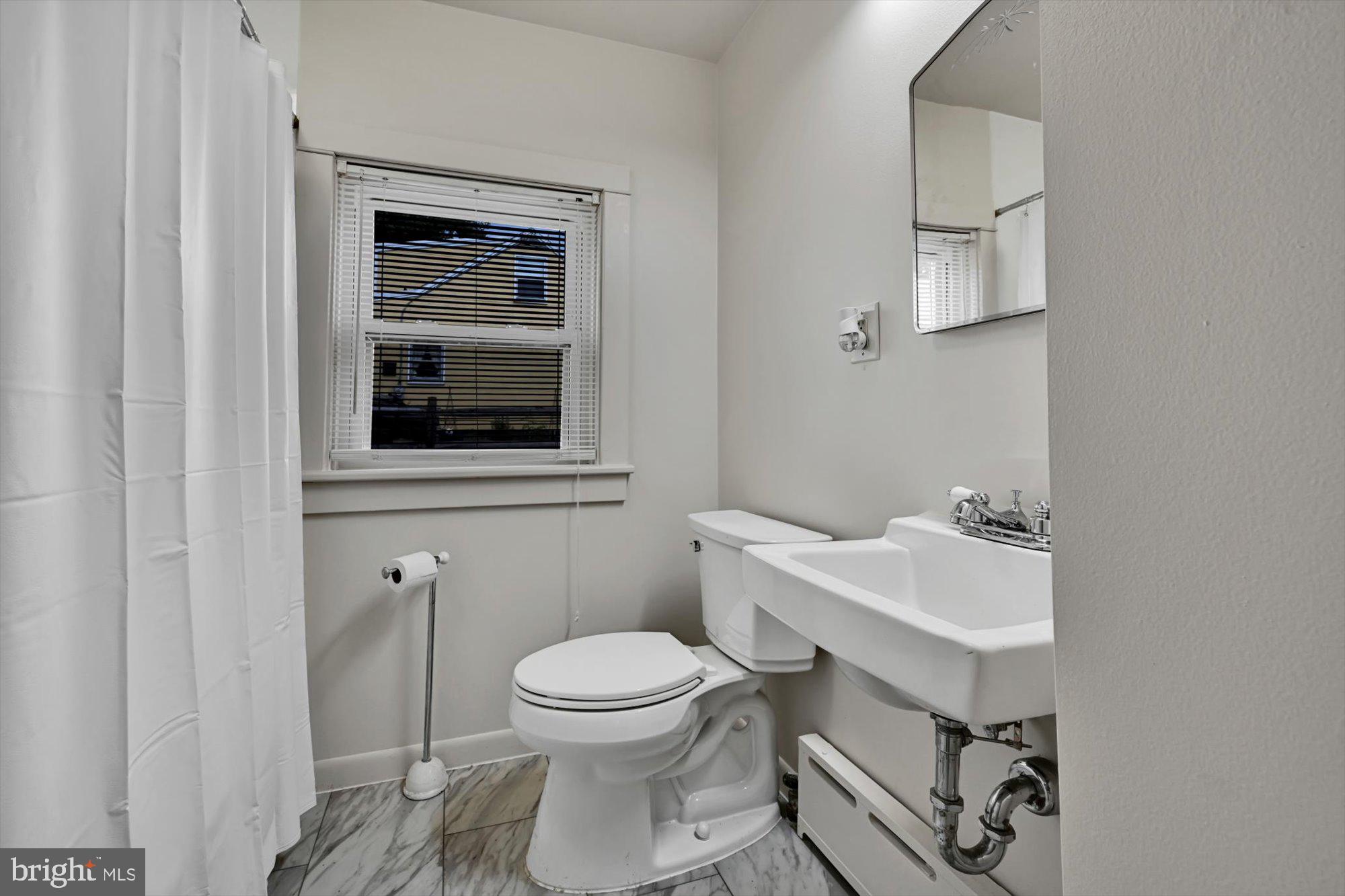 236 Hershey Avenue Lancaster, PA 17603 - Photo 15 of 31