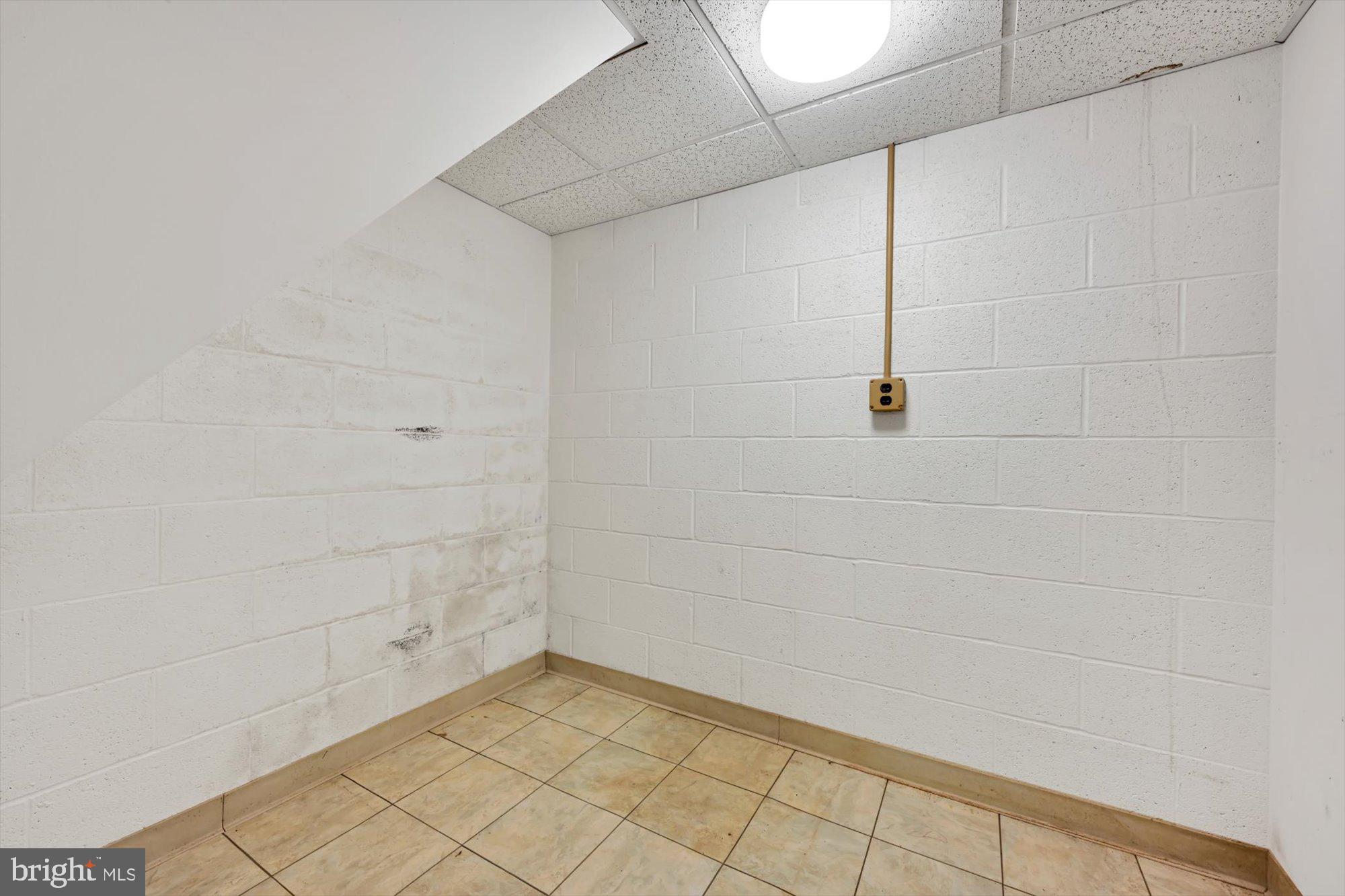 236 Hershey Avenue Lancaster, PA 17603 - Photo 21 of 31