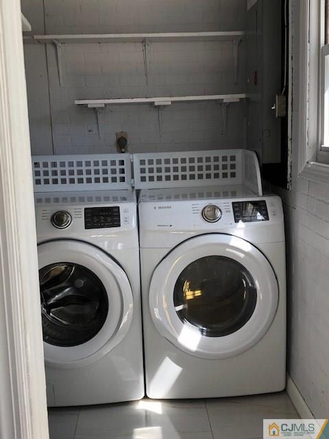 7 Gurley Road Edison, NJ 08817 - Photo 23 of 25 a utility room with dryer and washer