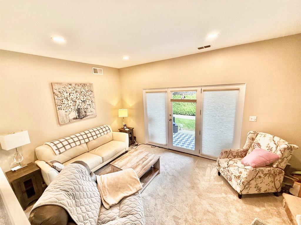 1813 Kenzie Road Pittsburgh, PA 15205 - Photo 5 of 32