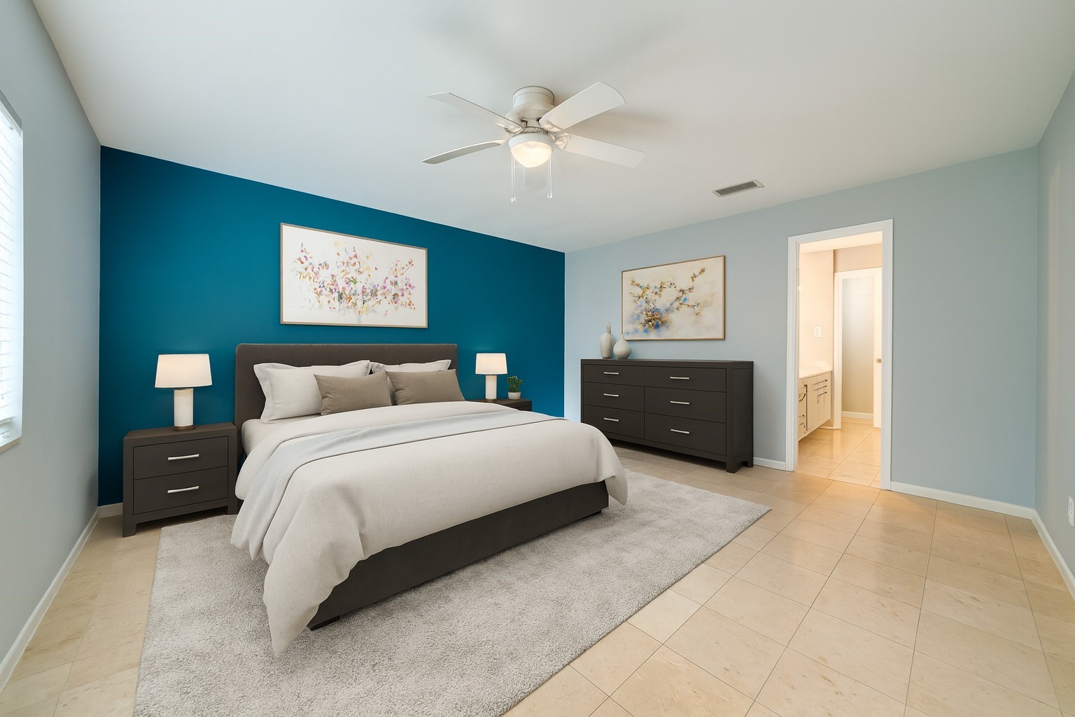 10919 Villa Lea Lane Houston, TX 77071 - Photo 32 of 45 a bedroom with a bed and a chandelier