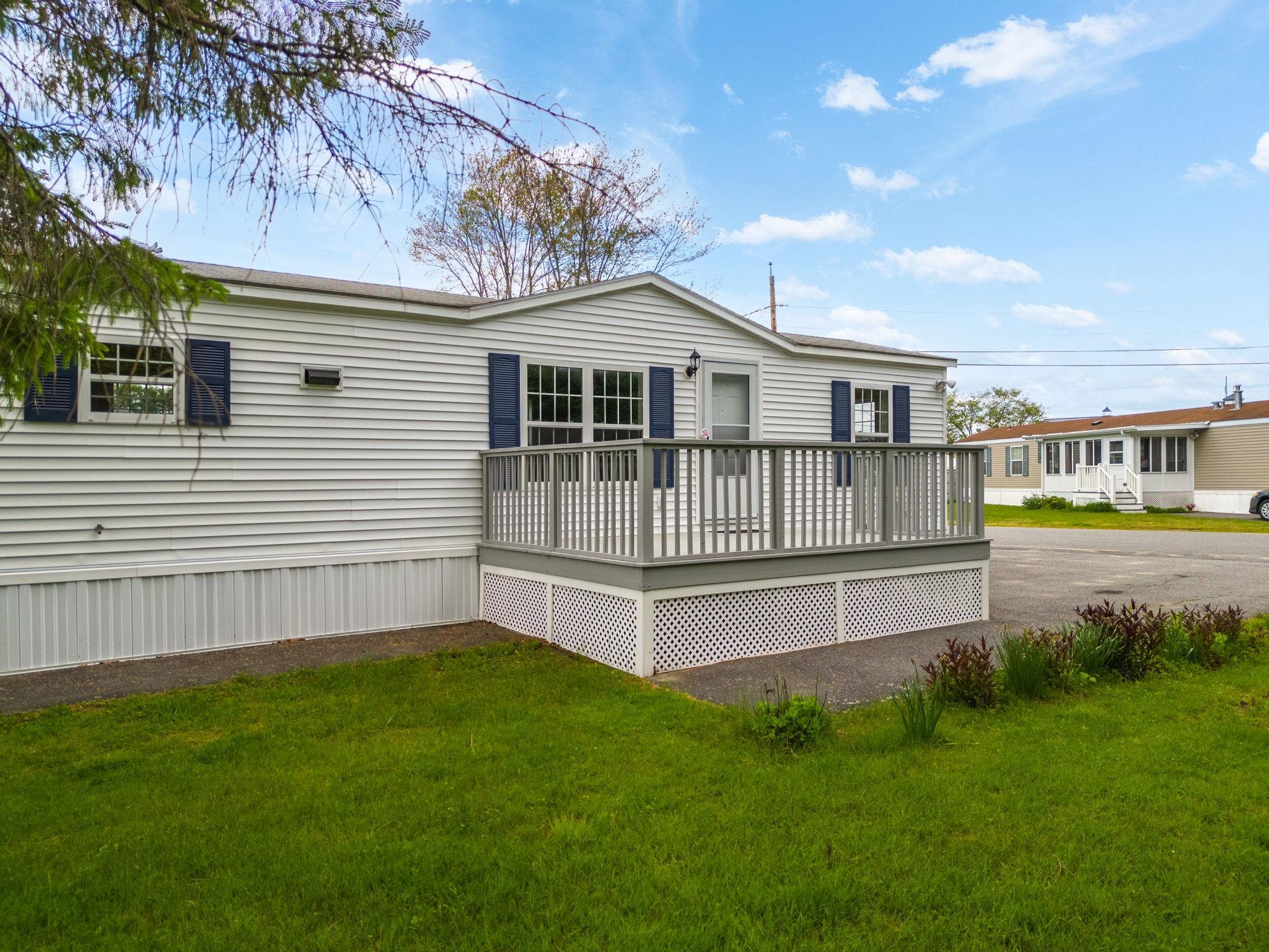 34 Hagop/lisa Road Salem, NH 03079 - Photo 1 of 25