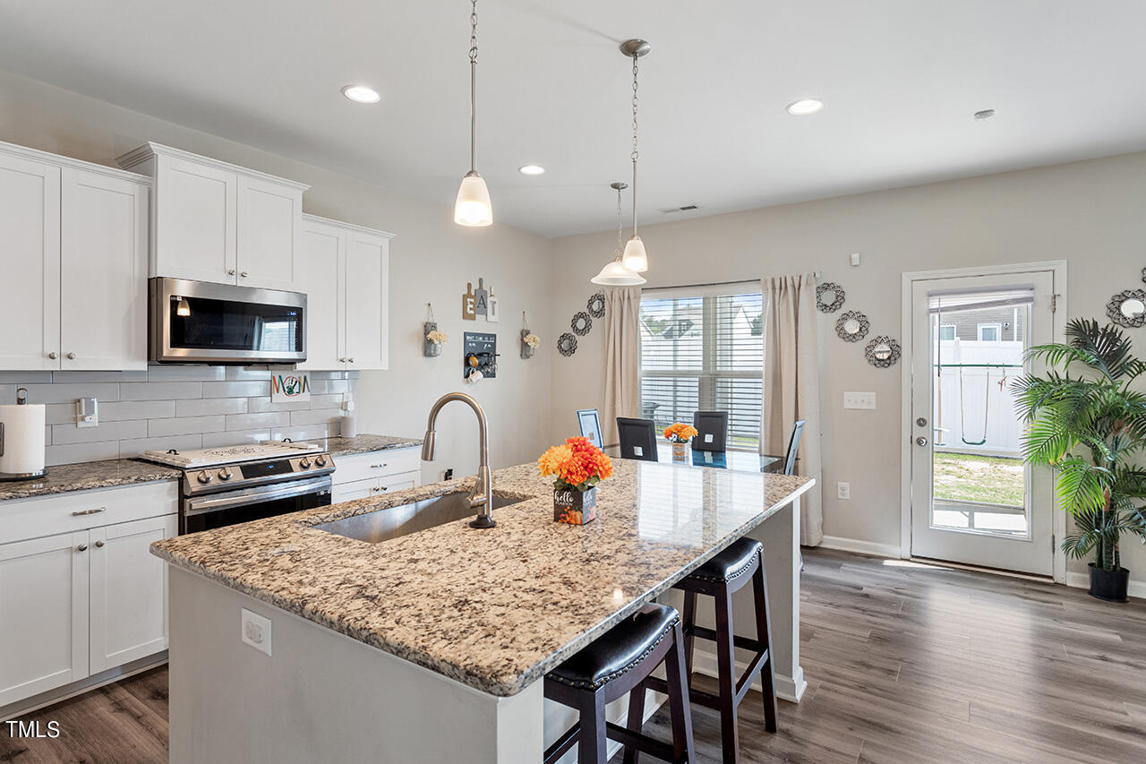 6826 Shane Drive Raleigh, NC 27610 - Photo 22 of 35 Kitchen